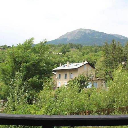 Appartement Au Calme, A Deux Pas Du Plan D Eau Embrun Buitenkant foto